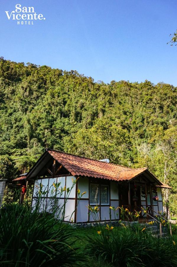 Hotel Termales San Vicente ซานตาโรซา เดกาบัล ภายนอก รูปภาพ