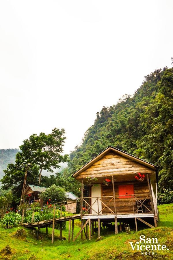 Hotel Termales San Vicente ซานตาโรซา เดกาบัล ภายนอก รูปภาพ