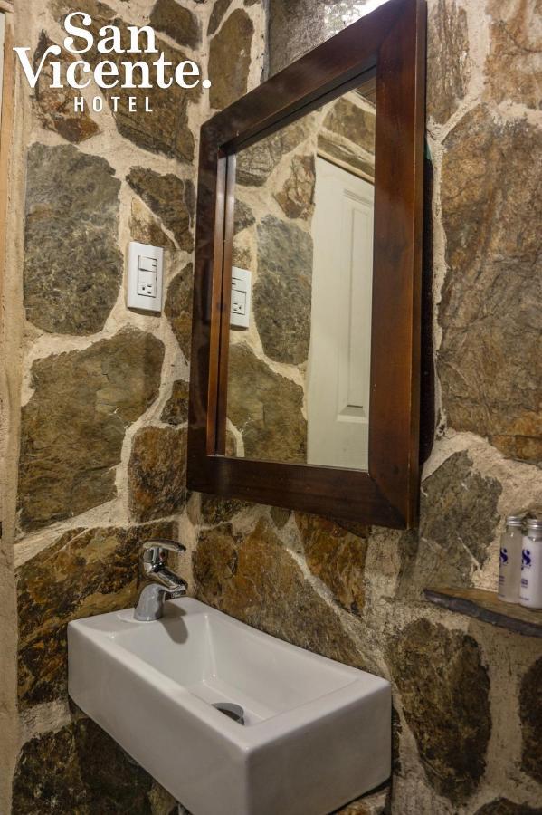 Hotel Termales San Vicente ซานตาโรซา เดกาบัล ภายนอก รูปภาพ