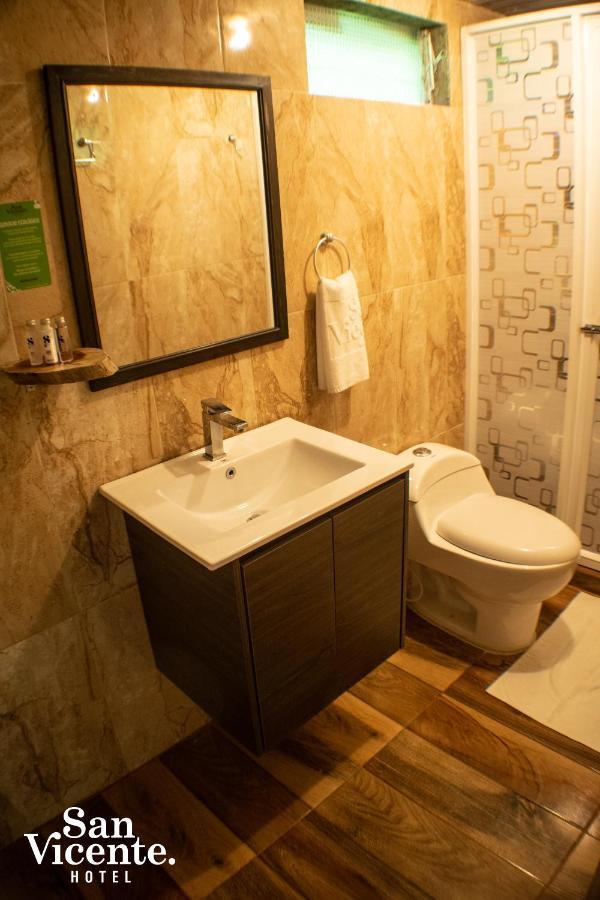 Hotel Termales San Vicente ซานตาโรซา เดกาบัล ภายนอก รูปภาพ