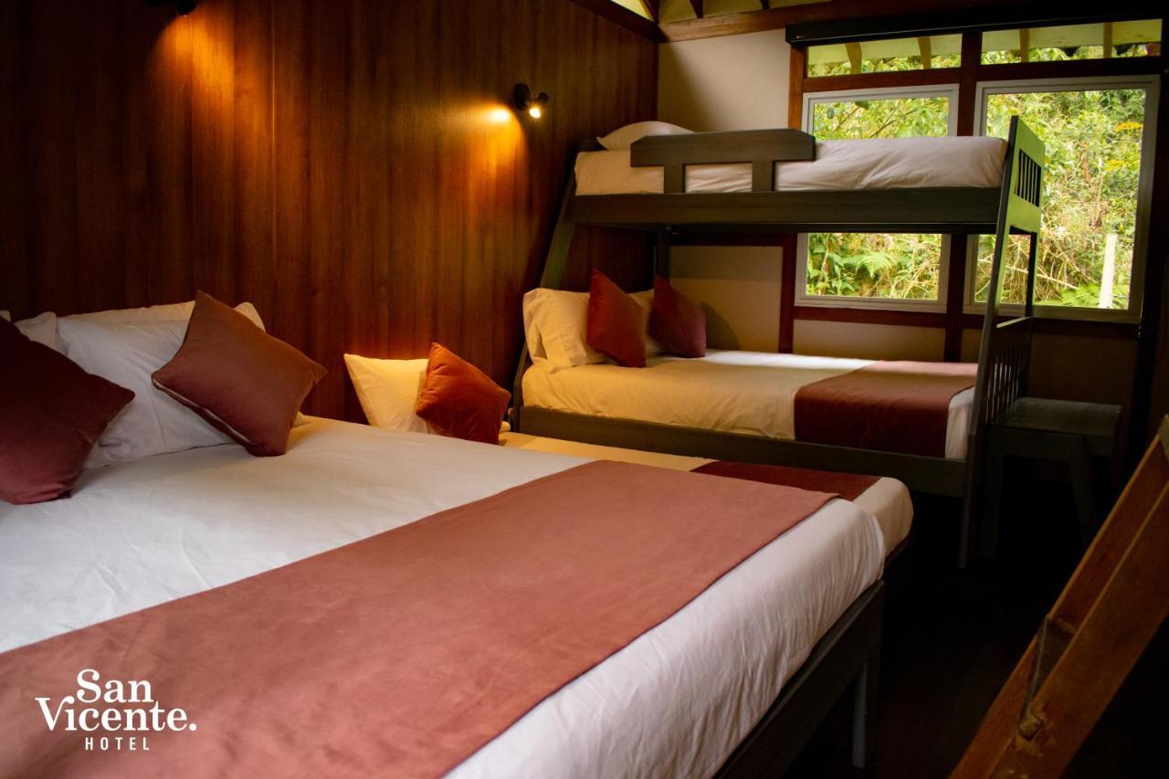 Hotel Termales San Vicente ซานตาโรซา เดกาบัล ภายนอก รูปภาพ